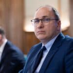 La concursurile de directori de școală „cu siguranță vor fi intervenții tot timpul”, declară ministrul Educației, Mihai Dimian. El îi îndeamnă totuși pe profesori să participe la concursuri, „chiar dacă sunt sau nu sunt membri de partid”