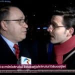 Dialog tensionat al ministrului Mihai Dimian cu un student protestatar în Piața Victoriei, după ce oficialul tot repeta ce a făcut la Suceava, ca rector: Nu ce ați făcut, nu CV-ul dumneavoastră. Ce veți face concret?