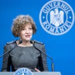 VIDEO Primarii ar trebui să fie mai implicați în zona de educație și să se asigure că fiecare copil merge la școală, spune vicepremierul Oana Gheorghiu: Avem nevoie de un parteneriat între director și primar, care să fie mai deschis
