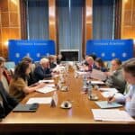 Guvernul modifică structura Comitetului pentru combaterea abandonului școlar, înființat în 2023. Ministerul Agriculturii, inclus în noua formulă, pe fondul discuțiilor despre extinderea programelor de masă caldă în școli pentru elevi