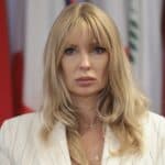 Prima demisie din PSD după alianța cu AUR la moțiunea cenzură. Senatoarea Victoria Stoiciu: Nu pot și nu voi gira niciodată normalizarea fascismului. Este o linie roșie peste care nu se poate trece / Istoria este cel mai bun profesor