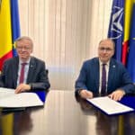 Ministrul Educației anunță semnarea Contractului Colectiv de Muncă pentru învățământ superior cu Federația sindicală Alma Mater. El prezintă momentul drept exemplu de dialog în relația cu sindicatele, „care are o anumită istorie, pe care încercăm să o transformăm în pași mici”