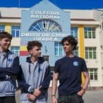 Trei elevi din Oradea au obținut locul III la Competiția Europeană de Statistică 2025-2026, cu materialul Portret statistic: cum sunt românii?