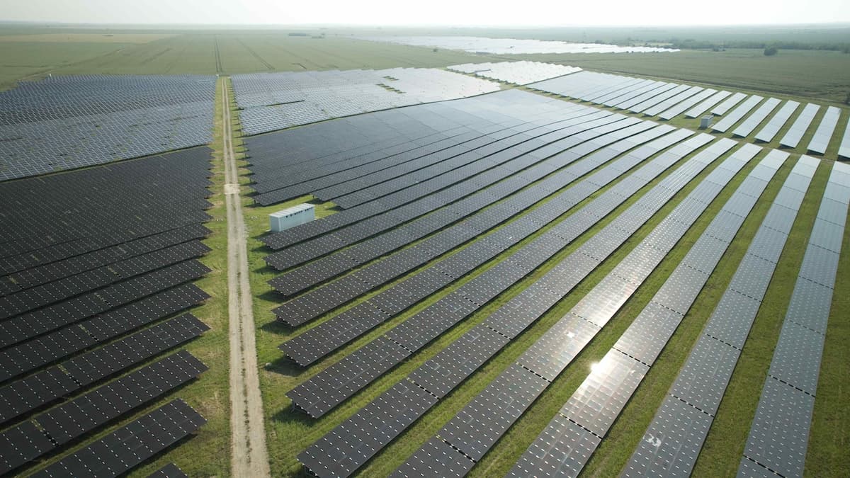 PPC Renewables Romania adds battery storage system to Colibași solar park