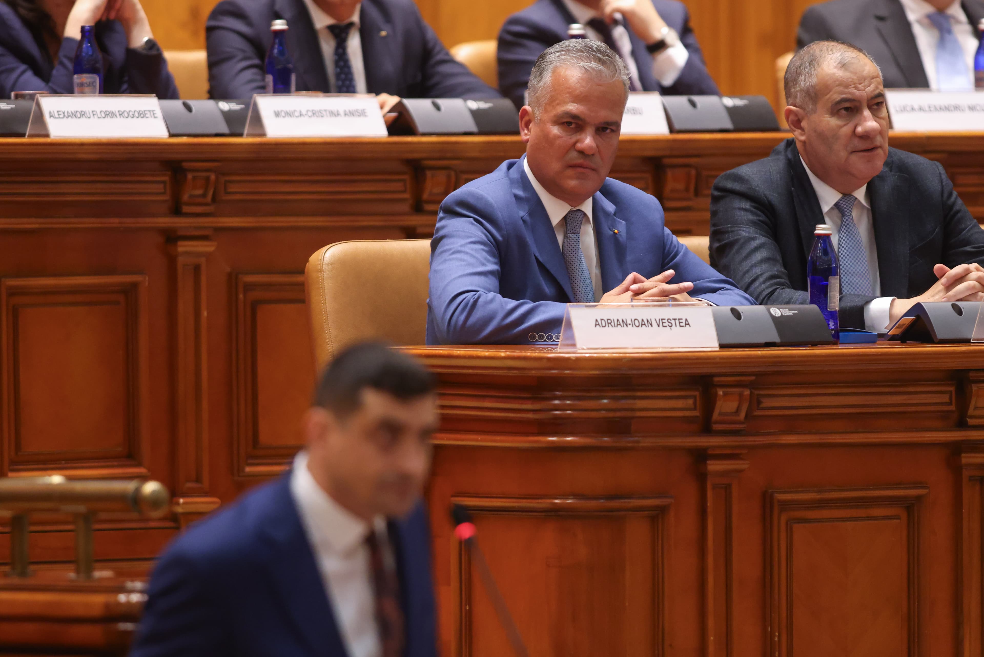 Romania’s government crisis deepens after Parliament rejects Veștea cabinet