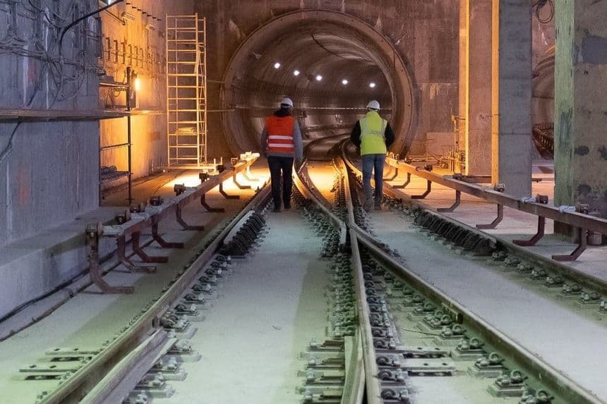 FOTO Pas important pentru Magistrala 6 de metrou - A fost emisă autorizația de construire pentru lucrări de arhitectură, cale de rulare și instalații electromecanice. Cum vor arăta stațiile