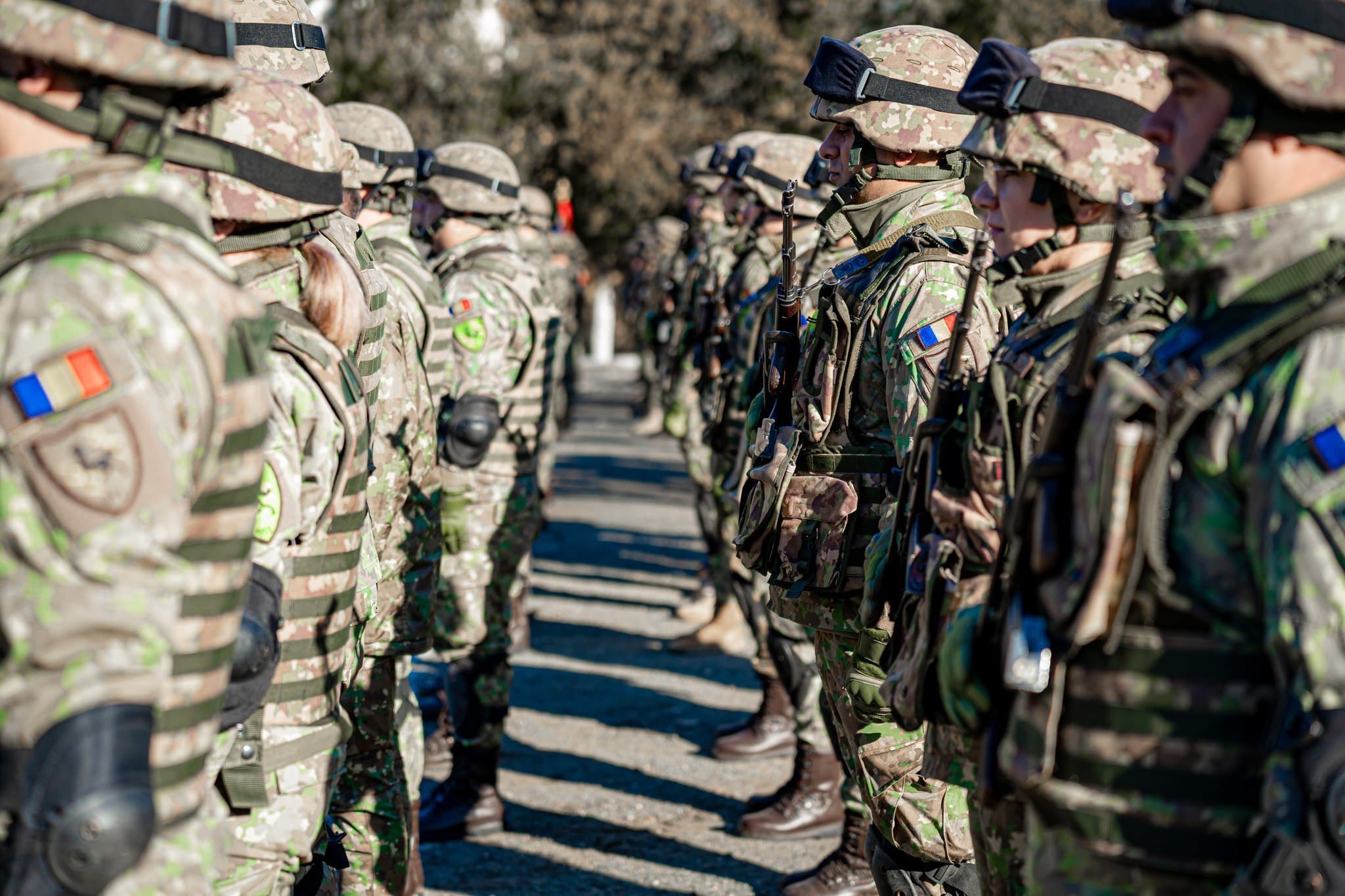 FOTO Amplă campanie de recrutare. Mii de posturi disponibile în unități militare din toată țara, pentru soldați și gradați profesioniști