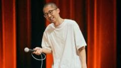 Banned by Beijing, this comedian is taking his act to Chinese speakers abroad