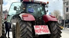 Irish police push back fuel protesters at oil refinery
