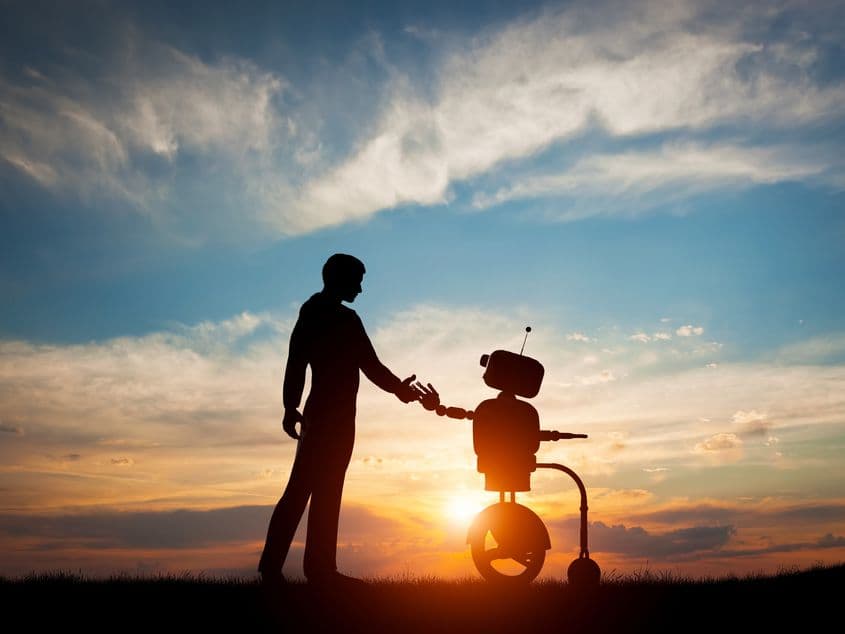 Sufletul AI-ului. Constantin Vică: Suntem captivați de fluența vorbirii pe care o au sistemele de inteligență artificială și vedem „viață interioară” acolo unde nu e