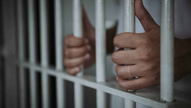 Un șofer a făcut tot ce i-a stat în putință să ajungă după gratii, deși judecătorii s-au străduit să-l țină departe de penitenciar