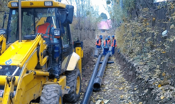 Record: 21 de oferte pe un contract de extindere a rețelelor de apă și de canalizare într-o comună de lângă Iași. Lucrările vor dura un an jumătate