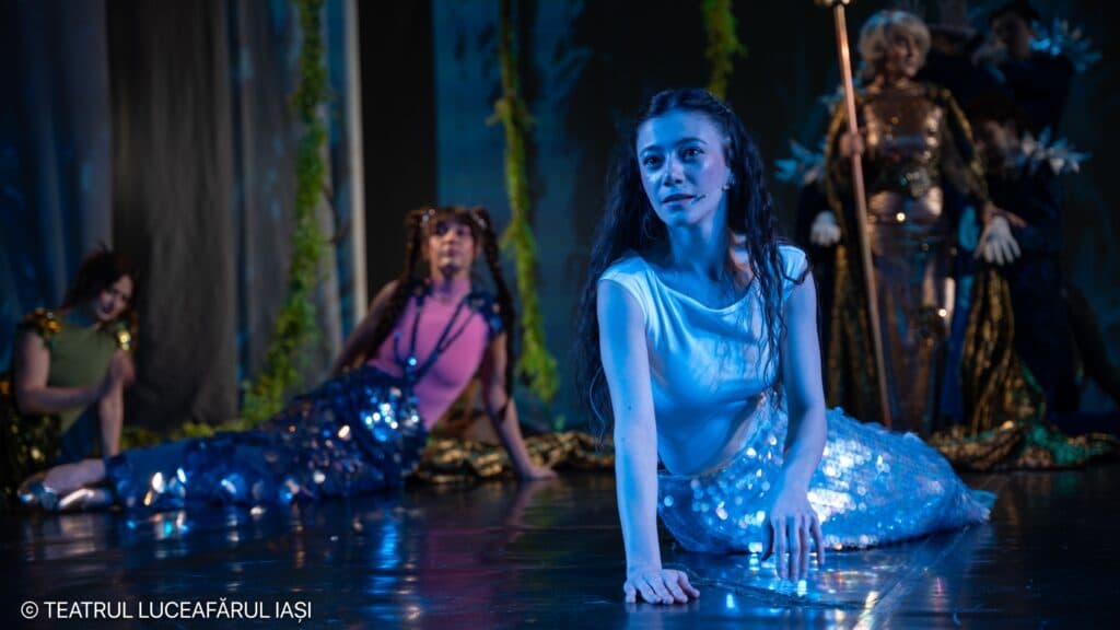 Premieră la Teatrul Luceafărul din Iași: „Mica sirenă”, o reinterpretare a poveștii lui Hans Christian Andersen, cu design video și coregrafie