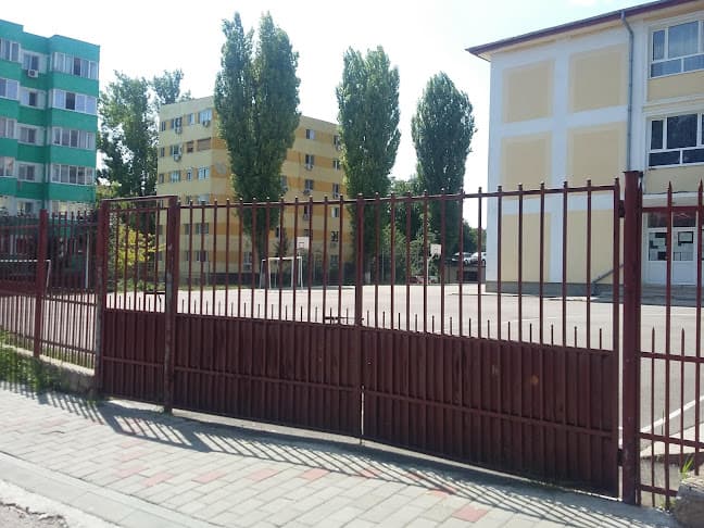 Băiat de 14 ani, victima unei agresiuni într-o școală din municipiul Iași