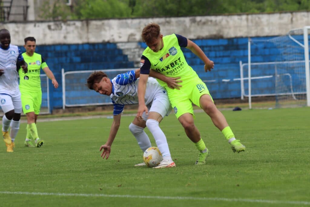 FOTBAL Patru luni de salarii restante la actorii principali ai Politehnicii Iași, club la care alți angajați sunt la zi cu drepturile financiare