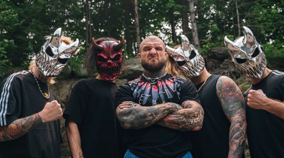 Controverse înainte de Rockstadt Extreme Fest 2026. Un ieșean acuză solistul „Slaughter to Prevail” de mesaje extremiste și cere verificarea participării trupei