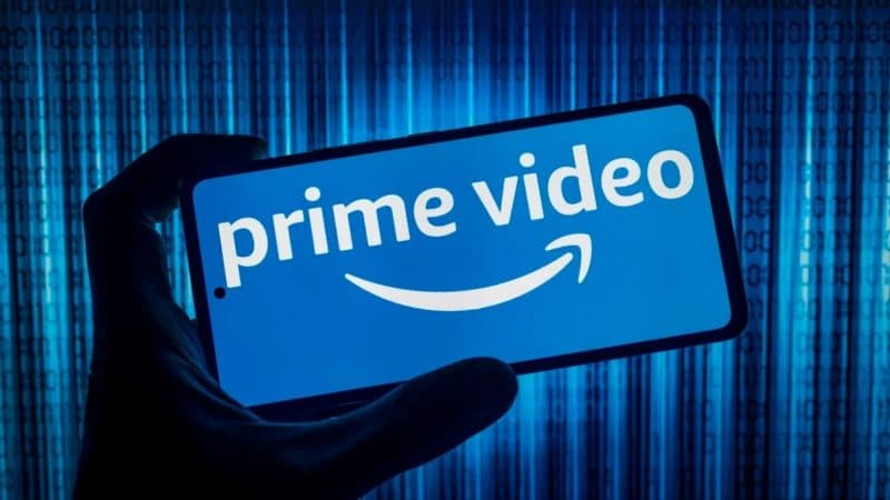 Cum descarci filme de pe Prime Video pe telefon și scapi de panica internetului slab din vacanță