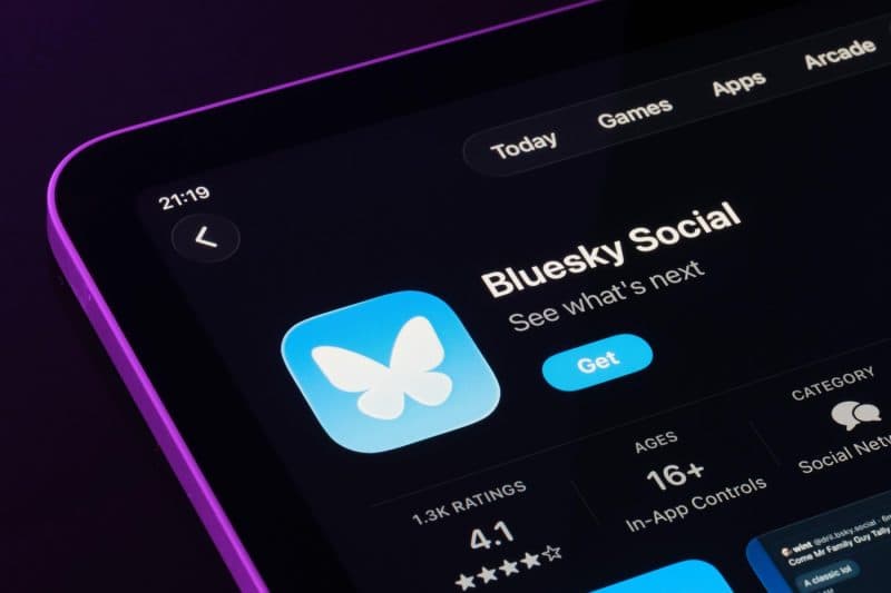 Bluesky intră în era AI cu Attie, care promite să lase algoritmul pe mâna ta, nu a platformei