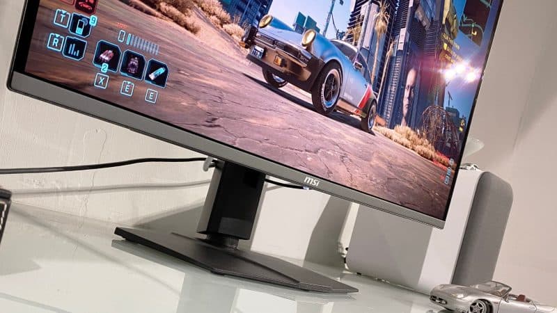 Monitorul care se schimbă după joc. MSI promite 4K pentru spectacol și 680Hz pentru gamerii de Counter-Strike
