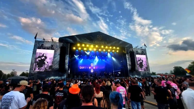 Festivalul rock de la mare revine cu nume uriașe și nu mai e mult. Ce trupe poți vedea la Odyssea Rock Fusion Festival 2026