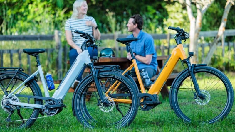 Bicicleta electrică olandeză care merge cu 45 km/h. Gazelle aduce confort premium pentru naveta rapidă