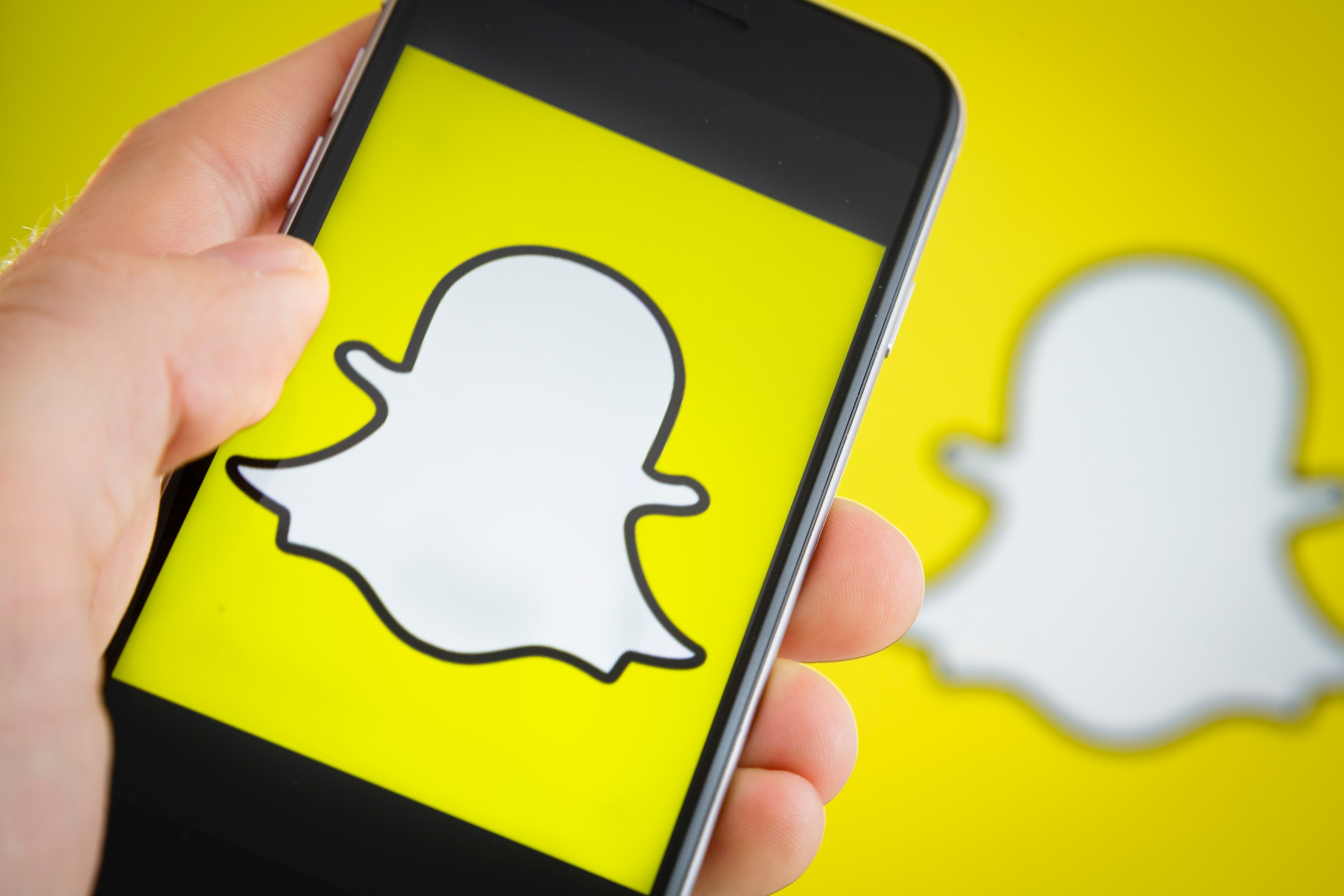 Concedieri masive la Snapchat. Inteligența artificială va înlocui o parte din personal