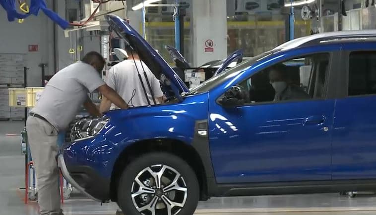 Renault lansează un program de plecări voluntare la Dacia și RTR. Compensațiile ajung până la 210.000 de lei net