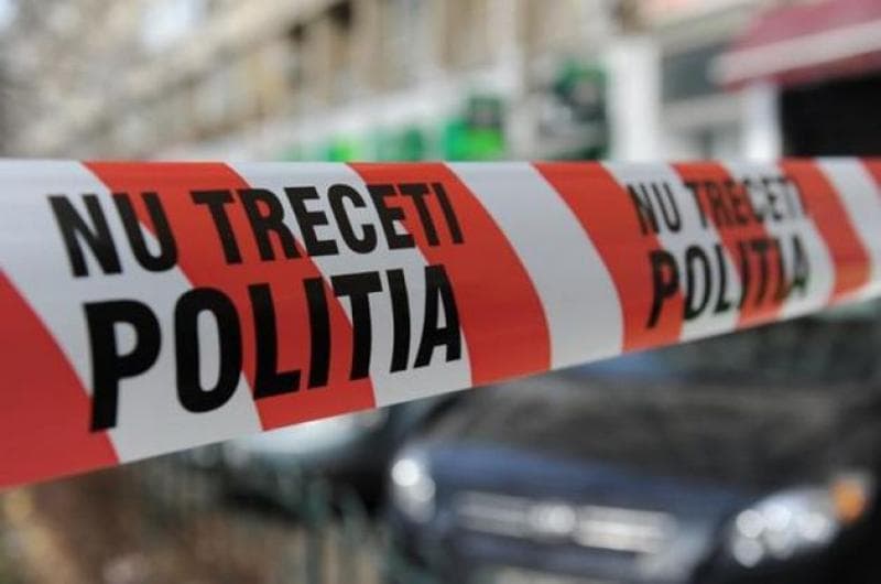Bărbat înjunghiat mortal pe o stradă din București. Trei suspecți au fost arestați
