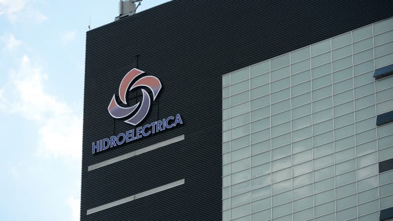 Acționarii Hidroelectrica vor suspendarea contractului preşedintelui Consiliului de supraveghere. Silviu Avram e inculpat pentru mită