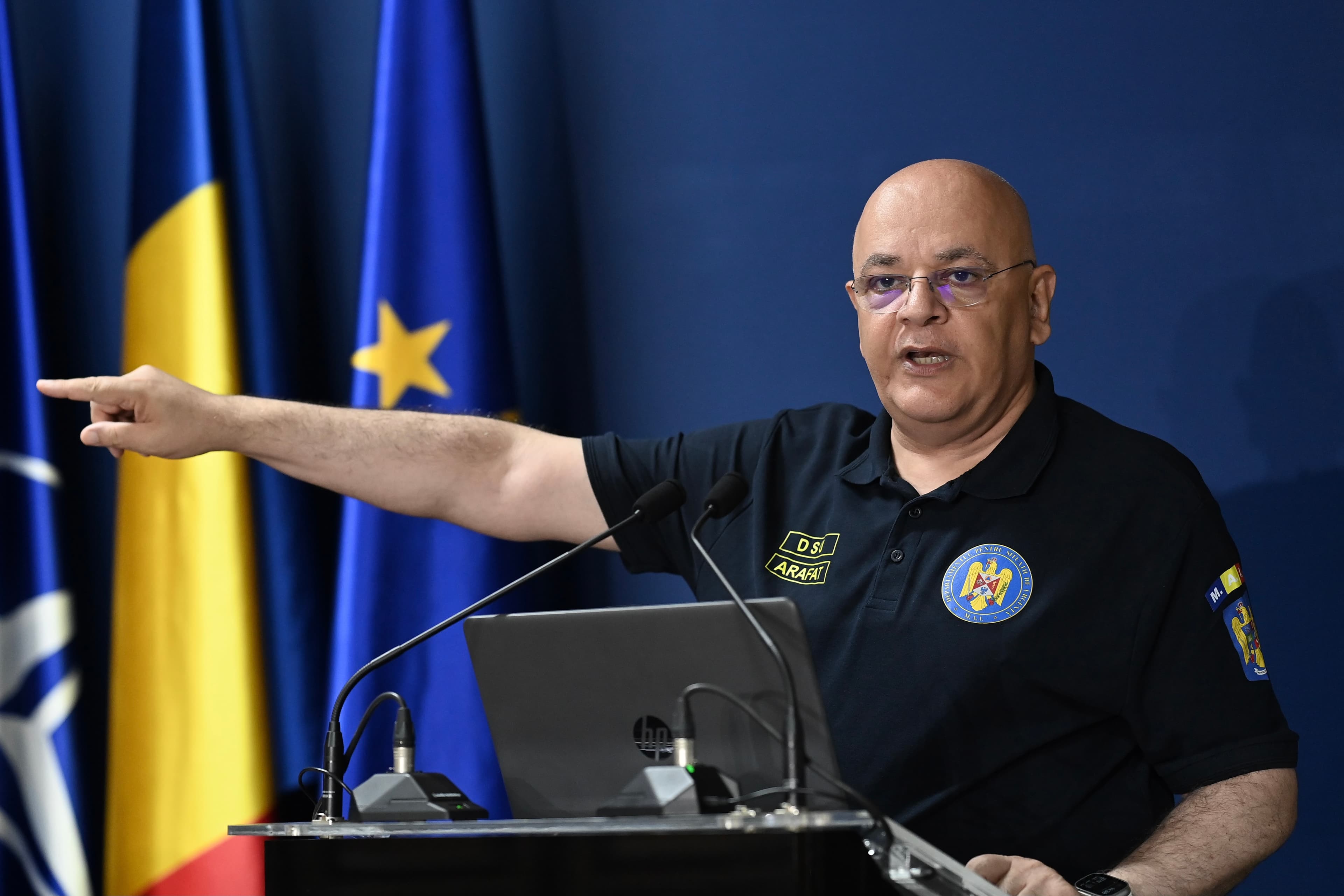 Raed Arafat prezintă documente, după acuzațiile într-un dosar de contrabandă cu un elicopter SMURD: „Sunt nefondate și contradictorii”