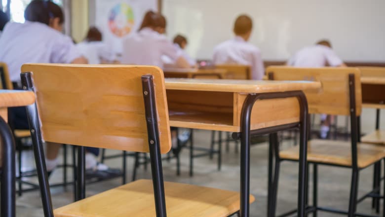 Italia condiționează participarea elevilor la orele de educație sexuală în școli de acordul părinților