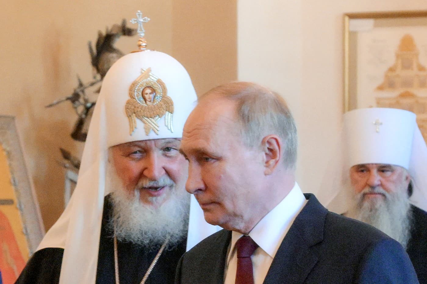 UE lovește în patriarhul lui Putin prin cel de-al 21-lea pachet de sancțiuni. Ce curprind măsurile restrictive