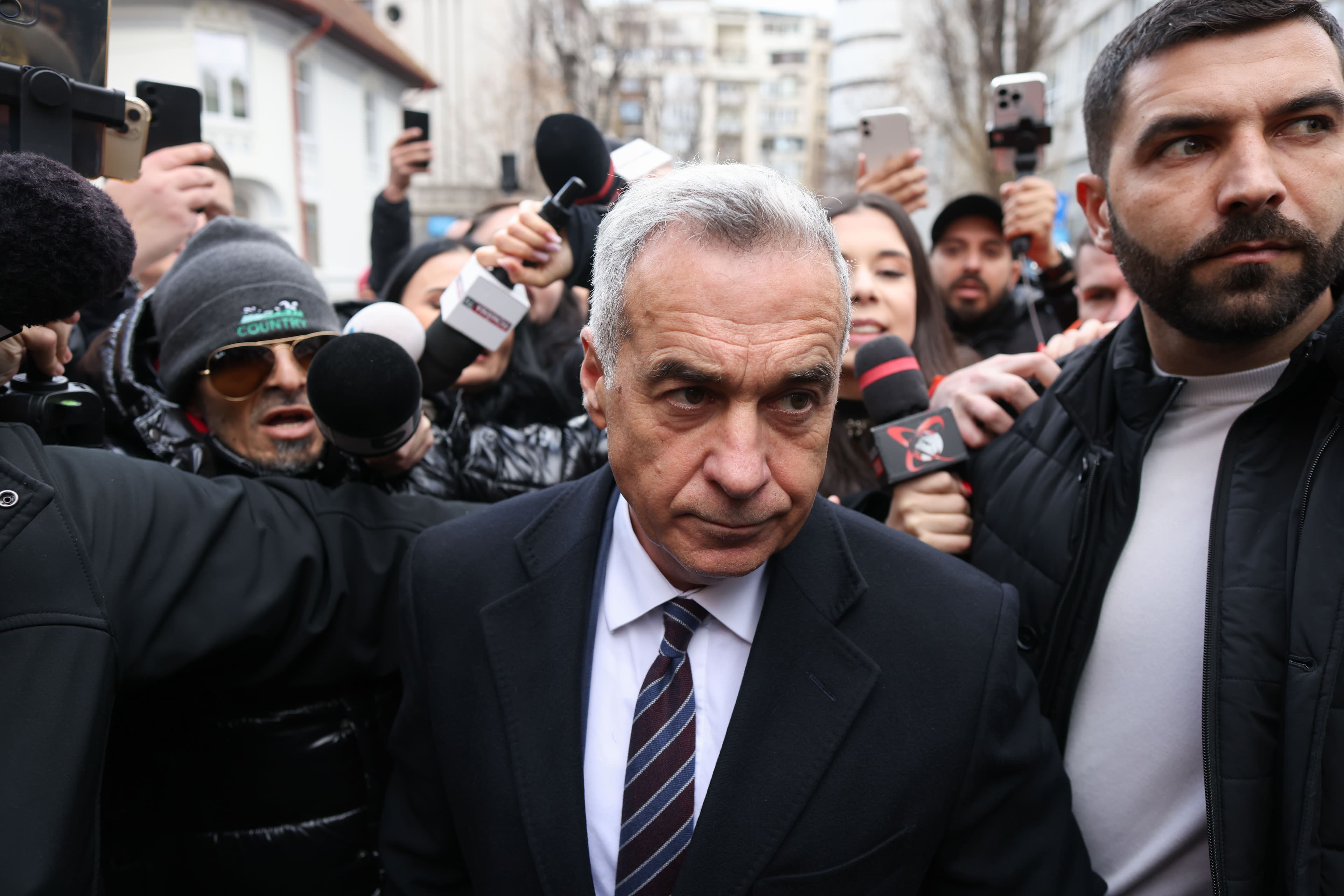 ÎCCJ ar putea decide astăzi dacă poate începe judecata în dosarul de lovitură de stat în care sunt vizați Georgescu și Potra