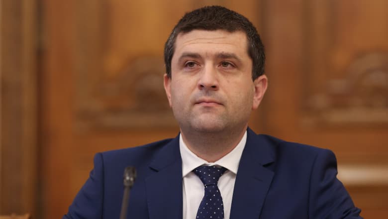 Radu Miruță: Moțiunea este o confruntare între un mod vechi și unul nou de a face politică, nu e despre Ilie Bolojan
