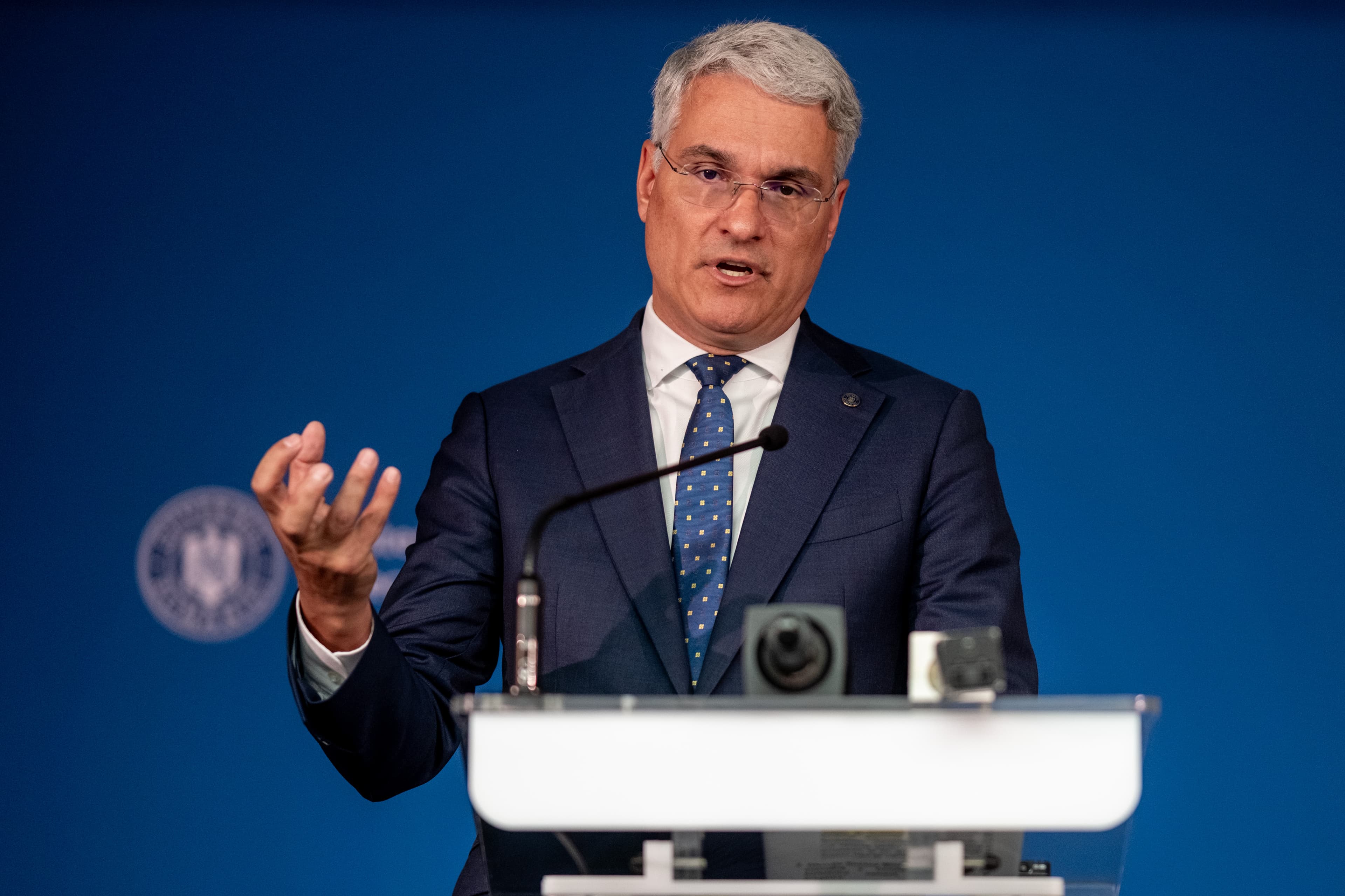 Dragoș Pîslaru: Niciun salariu din sectorul public nu va scădea prin noua lege și niciun angajat nu va pleca acasă cu mai puţini bani