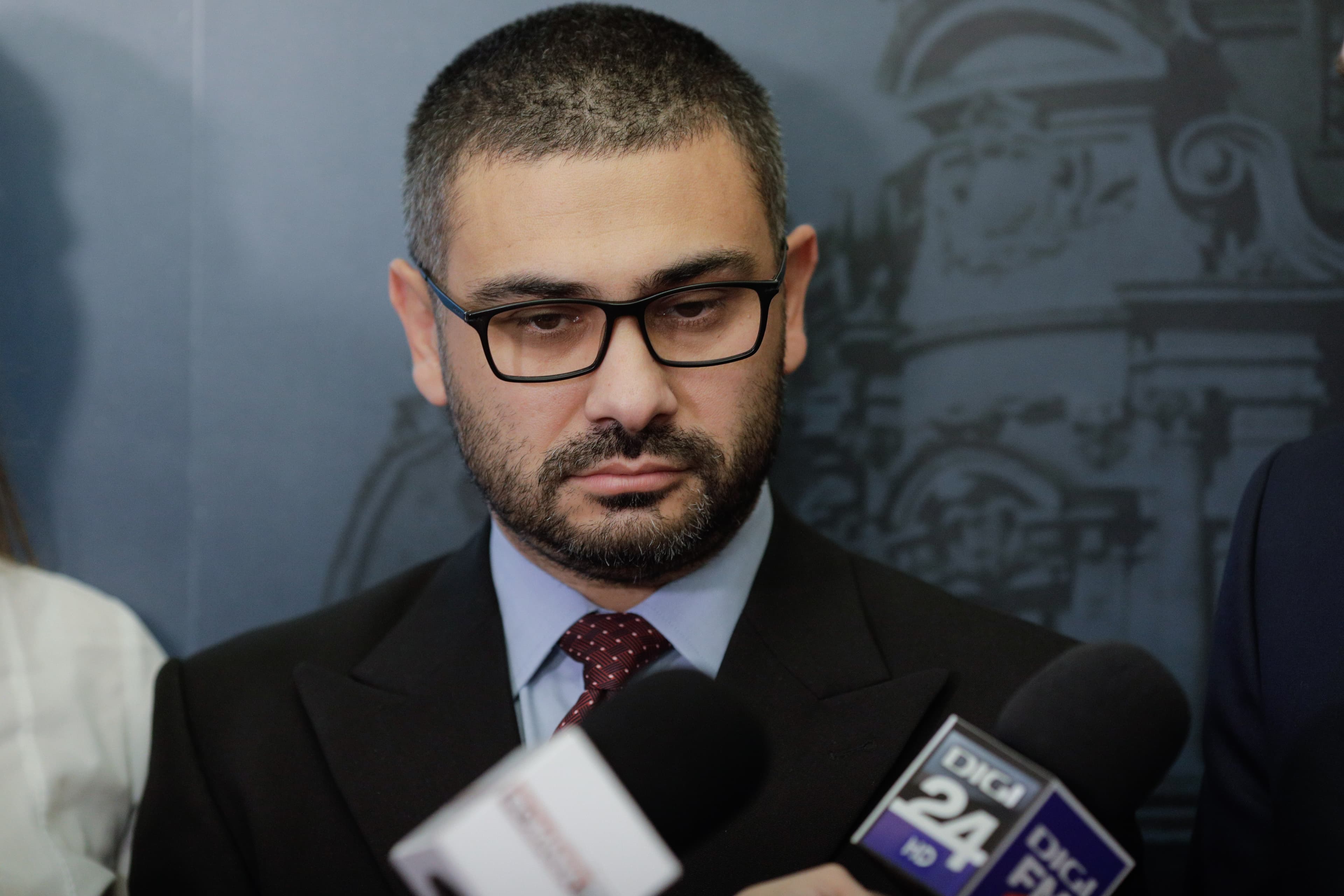 Florin Manole dă vina pe Siegfried Mureșan pentru blocajul politic: „Face tumbe și giumbușlucuri pentru a fi simpatic într-o zonă”