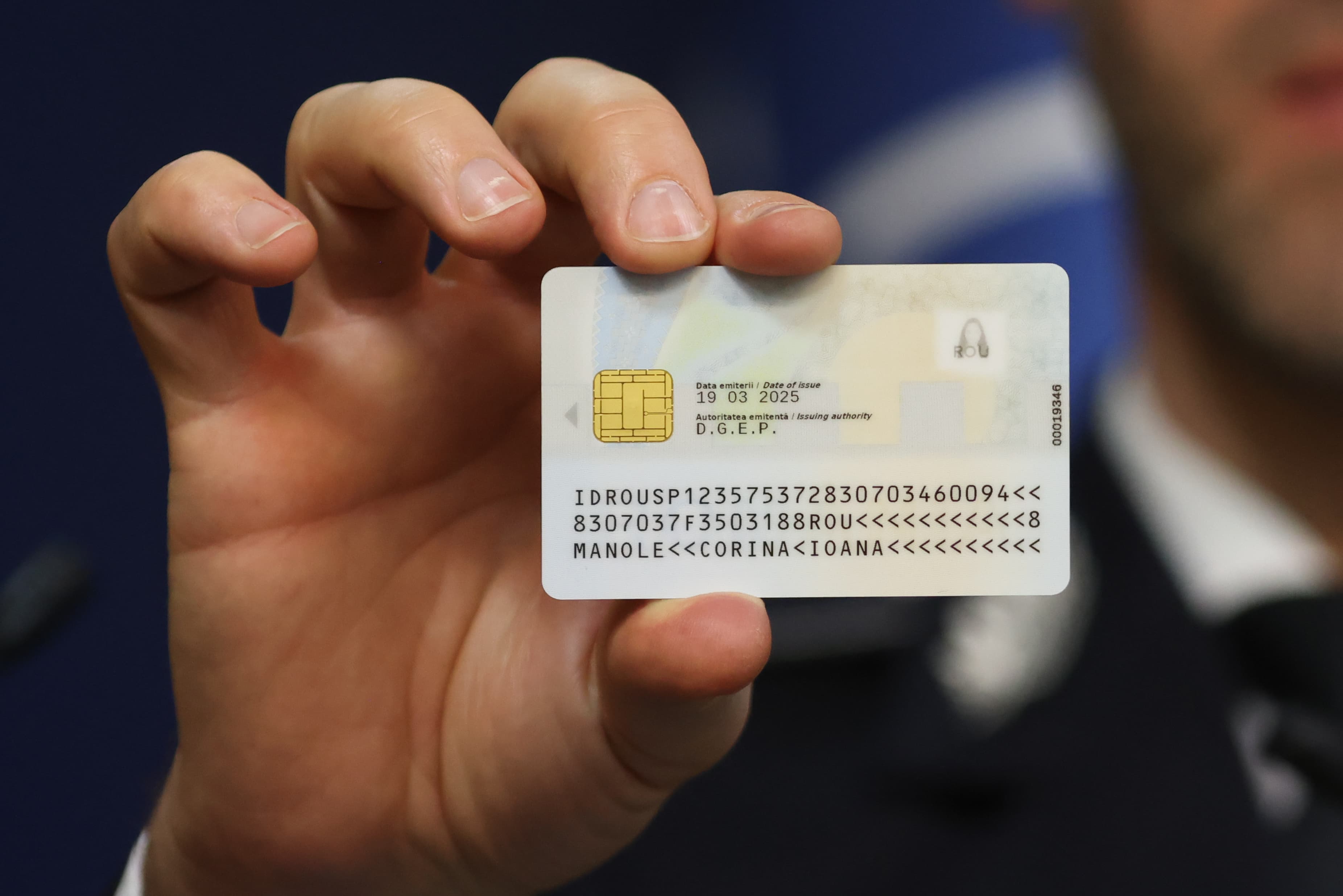 Guvernul anunță soluții la sesizările românilor privind cartea de identitate electronică. Principala problemă, lipsa adresei