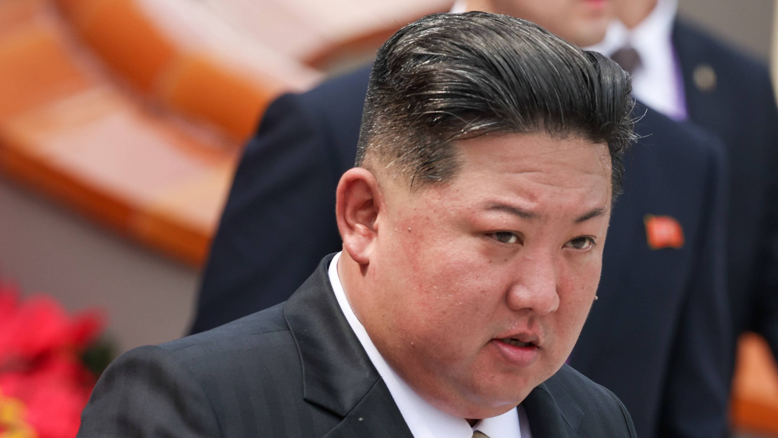 Kim Jong Un ordonă întărirea graniței cu Coreea de Sud și cere armatei să se pregătească împotriva „inamicului”