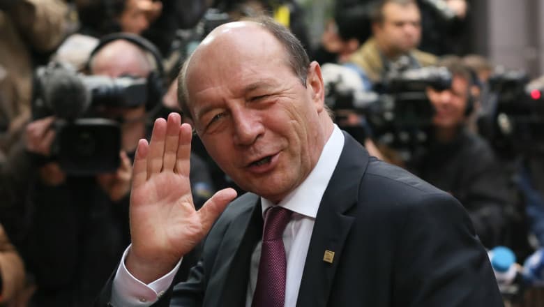 Băsescu desființează scenariul unui premier tehnocrat: „Ăla nici nu știe care e adresa partidelor. Vai de mama lui!”