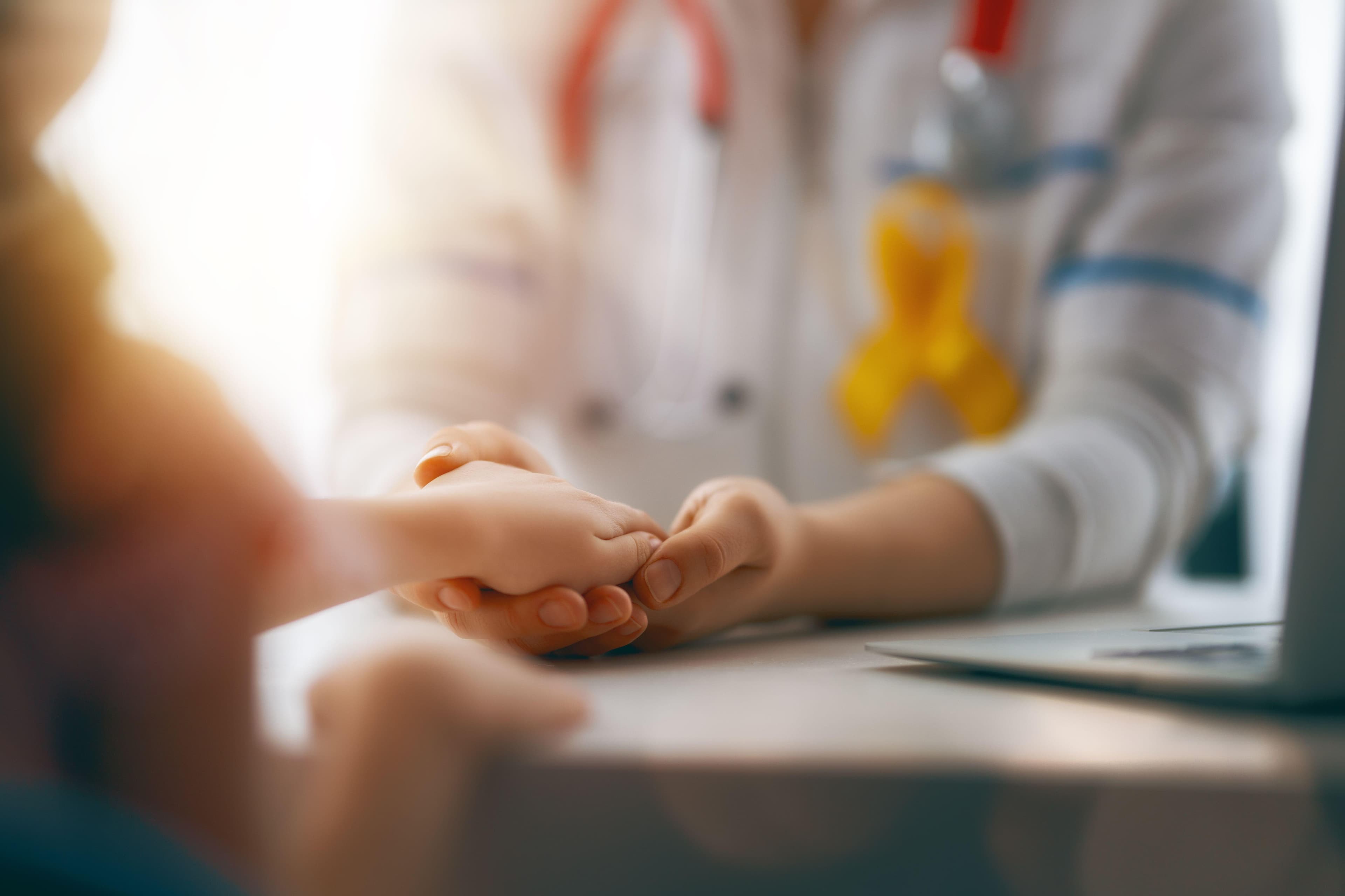 Schimbare pentru bolnavii cronici şi oncologici de la 1 iunie. Concediul medical va fi plătit din prima zi