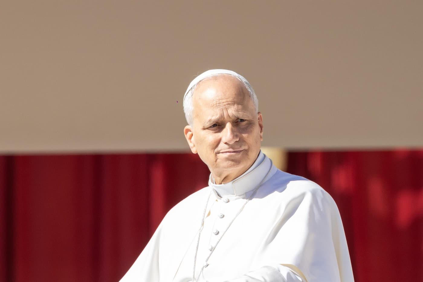 Papa Leon al XIV-lea aprobă o comisie la Vatican dedicată reglementării inteligenței artificiale