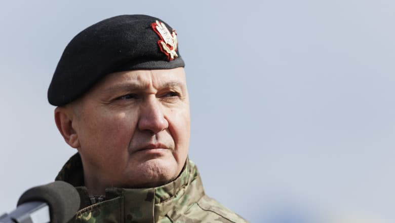 Șeful Armatei Române, generalul Gheorghiță Vlad, este audiat la DNA într-un dosar de corupție