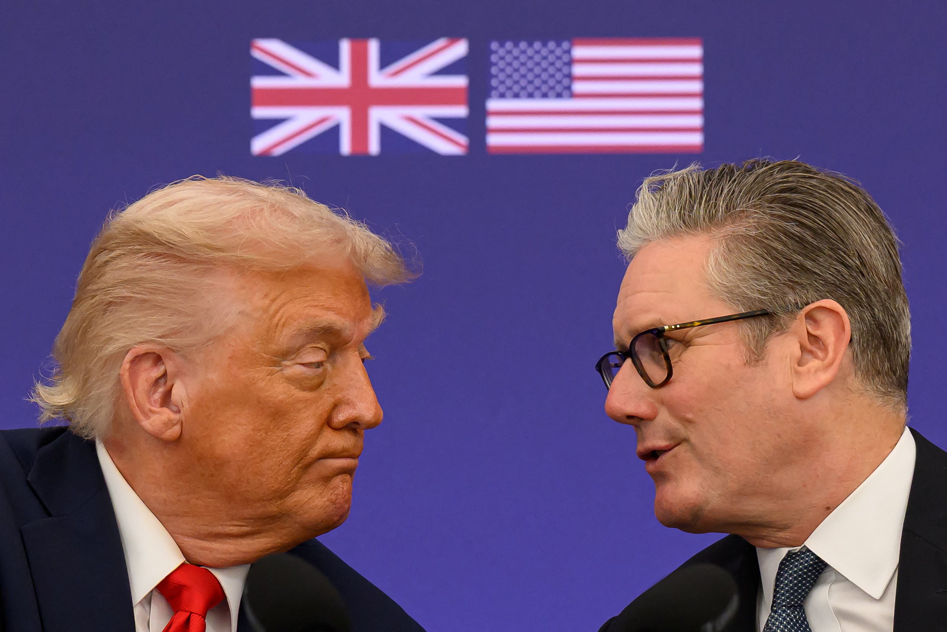Premierul Keir Starmer a răbufnit: „M-am săturat” ca Trump și Putin să influențeze costurile energiei în Marea Britanie