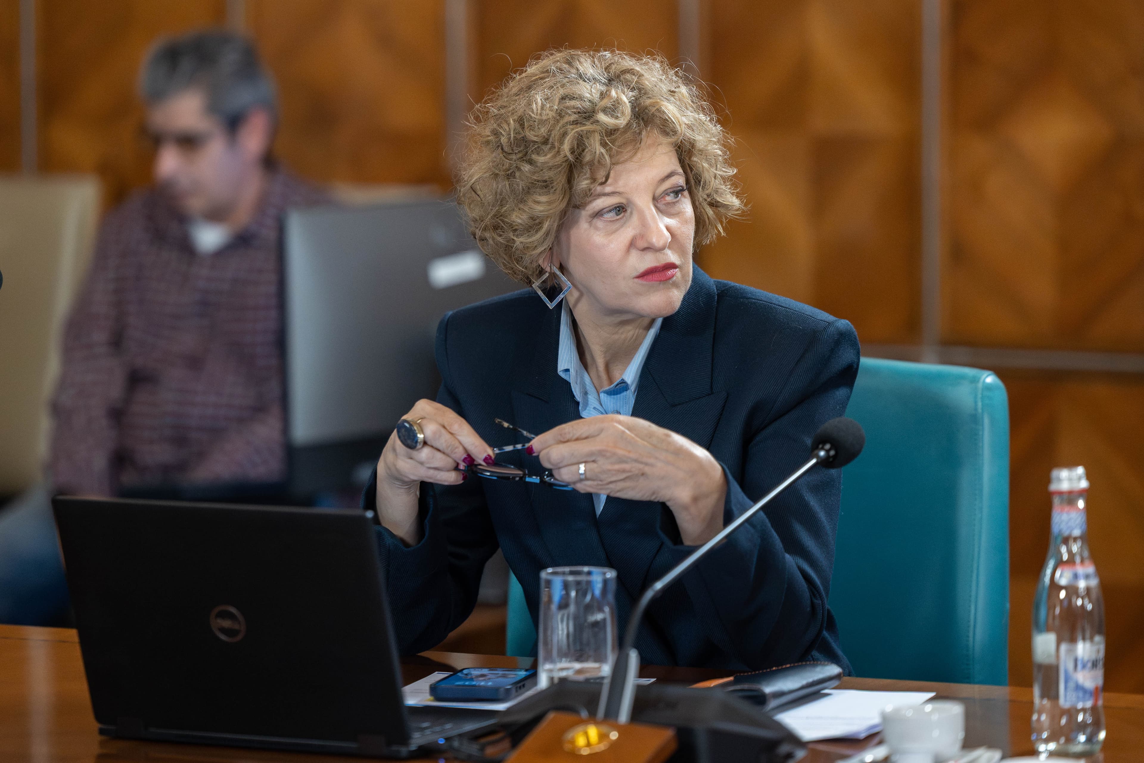 Oana Gheorghiu, reacție fermă la acuzații: De ce atâta efort împotriva unui om fără partid? Nu mă intimidează și nu renunț