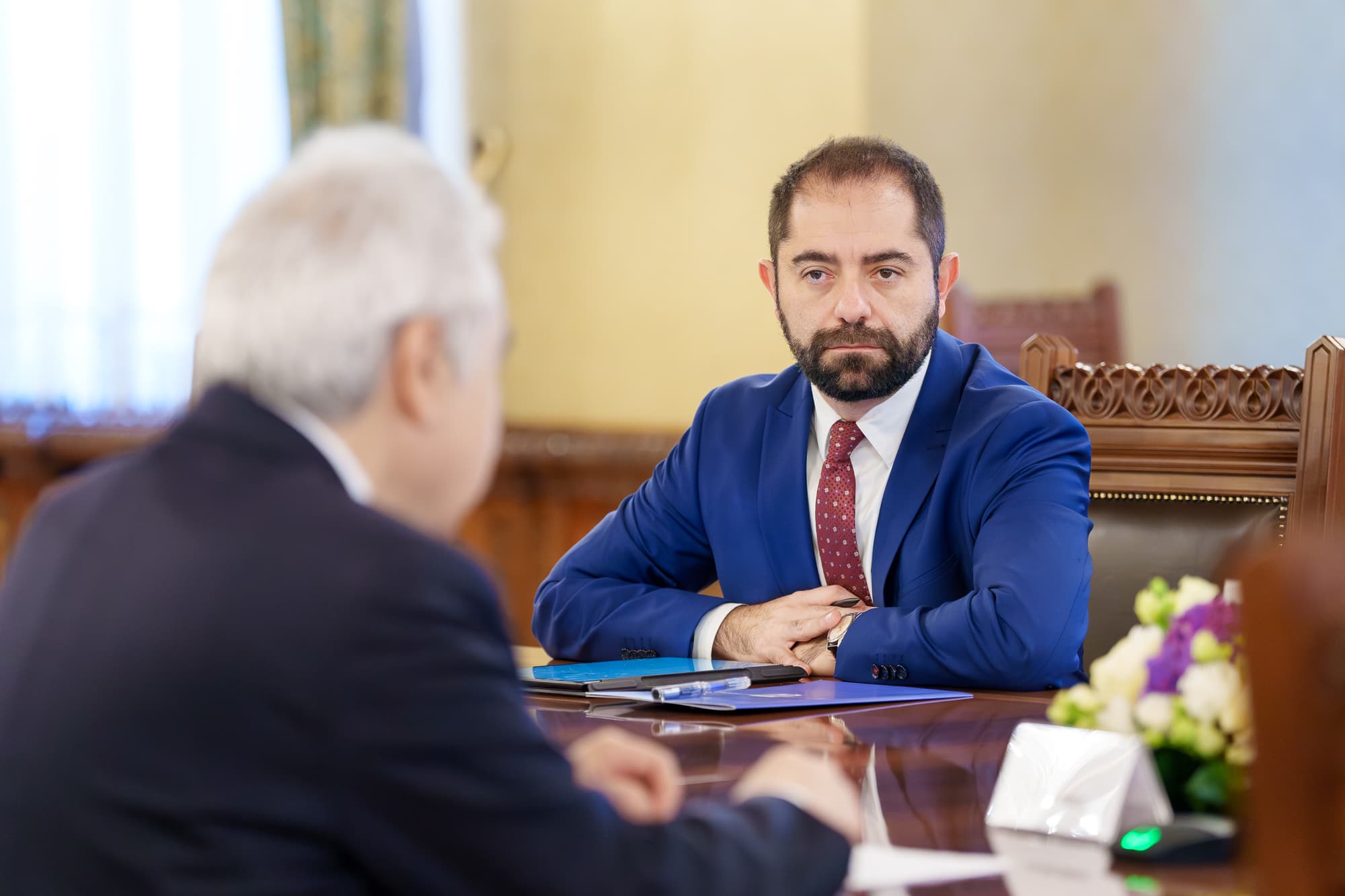 După apelul președintelui, Radu Burnete transmite un mesaj ferm: „Eugen Tomac e premierul desemnat. Nu e o mutare dintr-un joc”