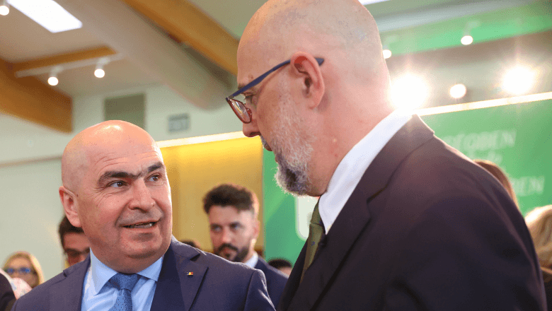 Întâlnire între Bolojan, Fritz și Kelemen Hunor. Se discută varianta unui Guvern PNL-USR-UDMR