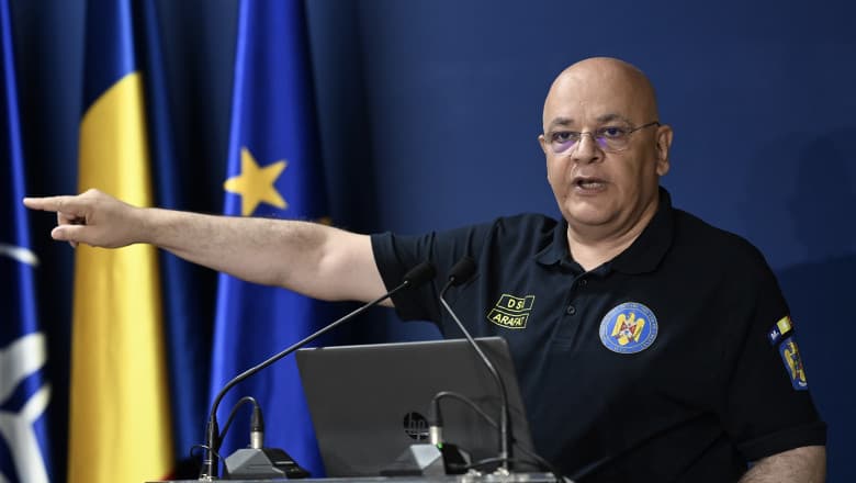 Percheziții la DSU. Surse: Raed Arafat, vizat direct / Telefonul său ar fi fost ridicat de procurori