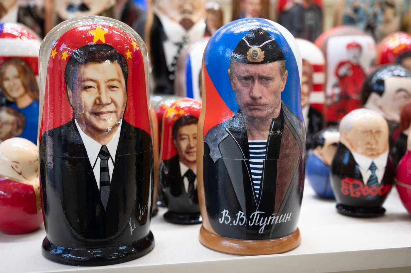 „Lipiciul” care ține Rusia și China împreună într-o „prietenie fără limite”