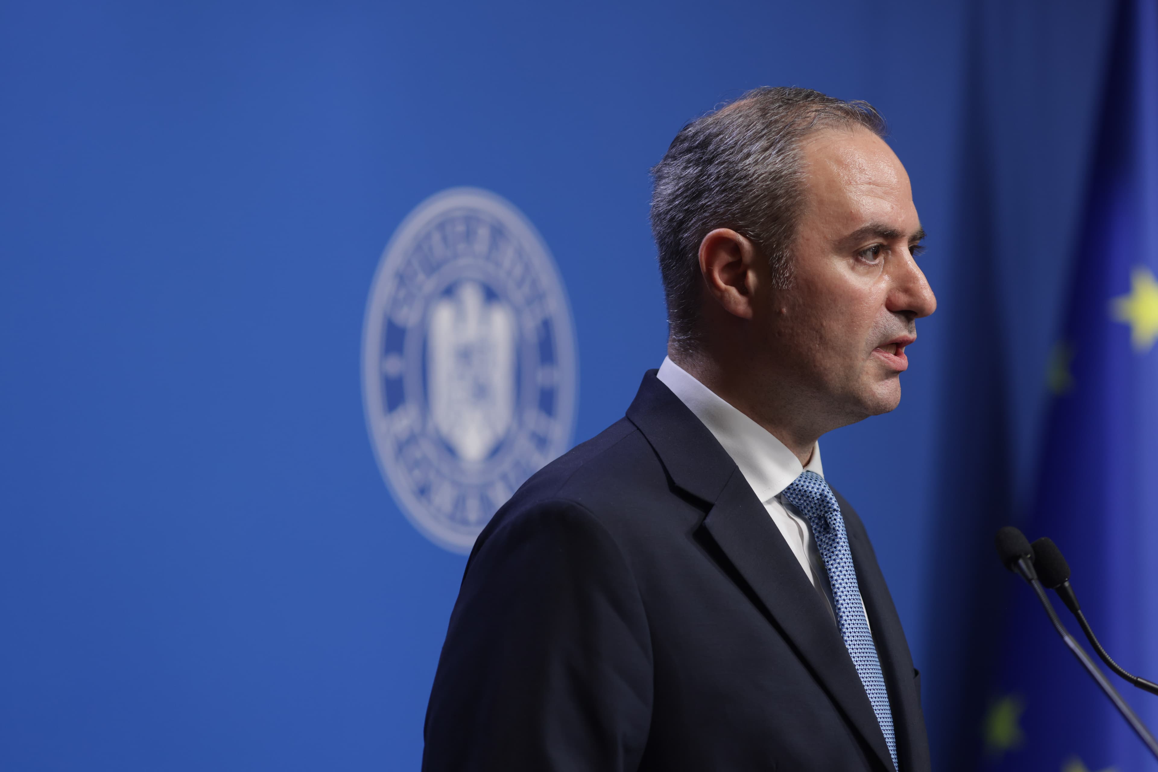 Alexandru Nazare este audiat ca martor la DNA în dosarul vaccinurilor anti-COVID (Surse)
