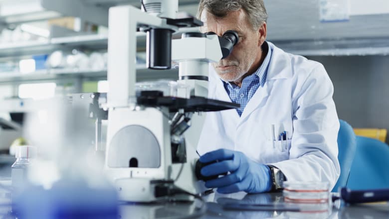 Un medicament dezvoltat pentru cancer ar putea deveni contraceptiv masculin. „Control precis și reversibil al fertilității”